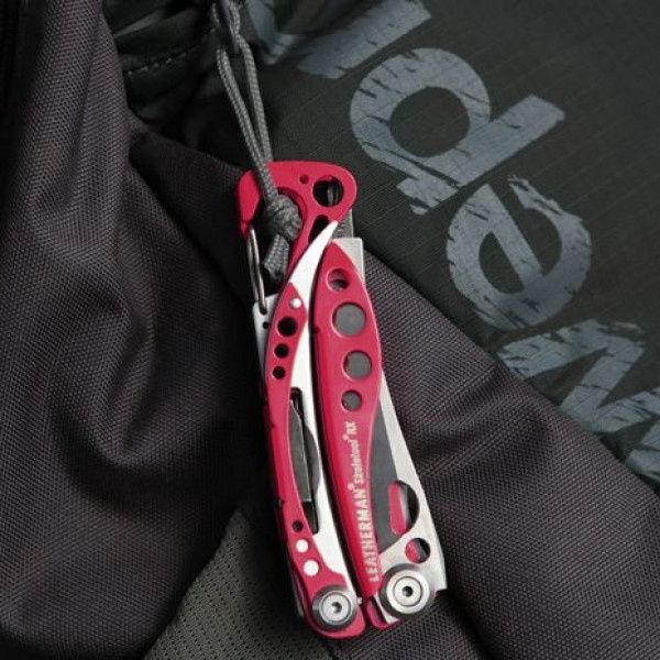 Мультиинструмент Leatherman Skeletool RX 832310