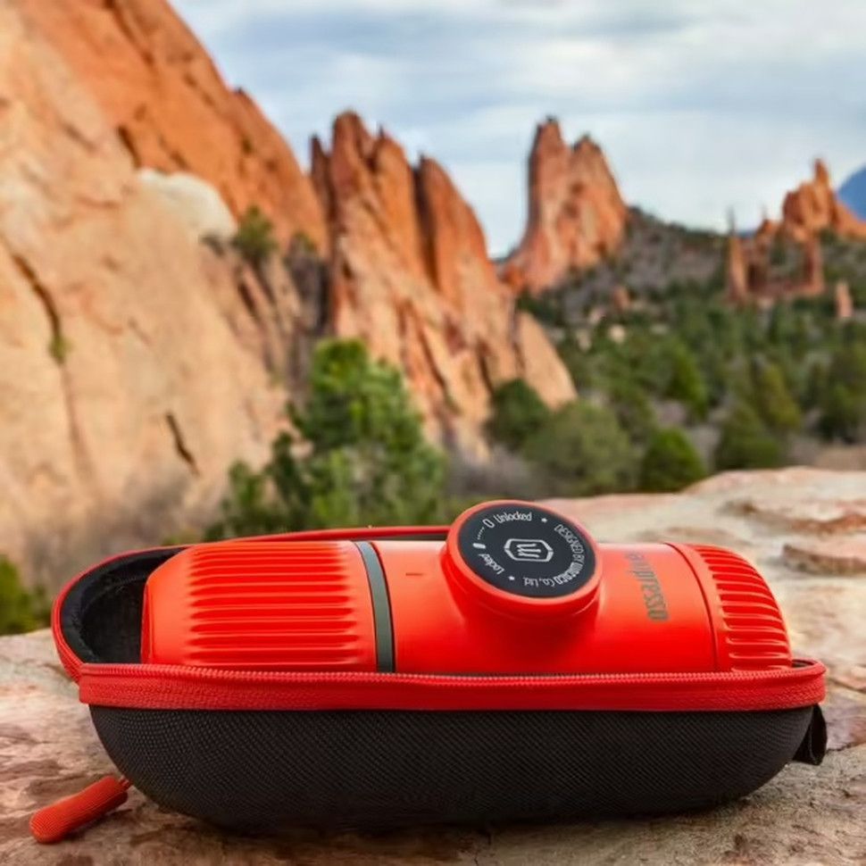 Походная кофе-машина Wacaco Nanopresso Red + Case